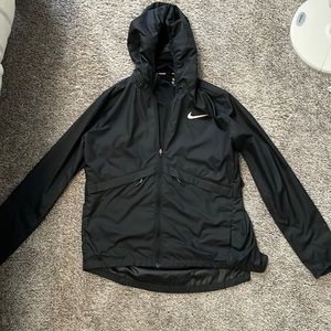 nike windbreaker hood